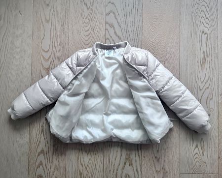 Schöne Steppjacke leicht gefüttert - Wie neu!