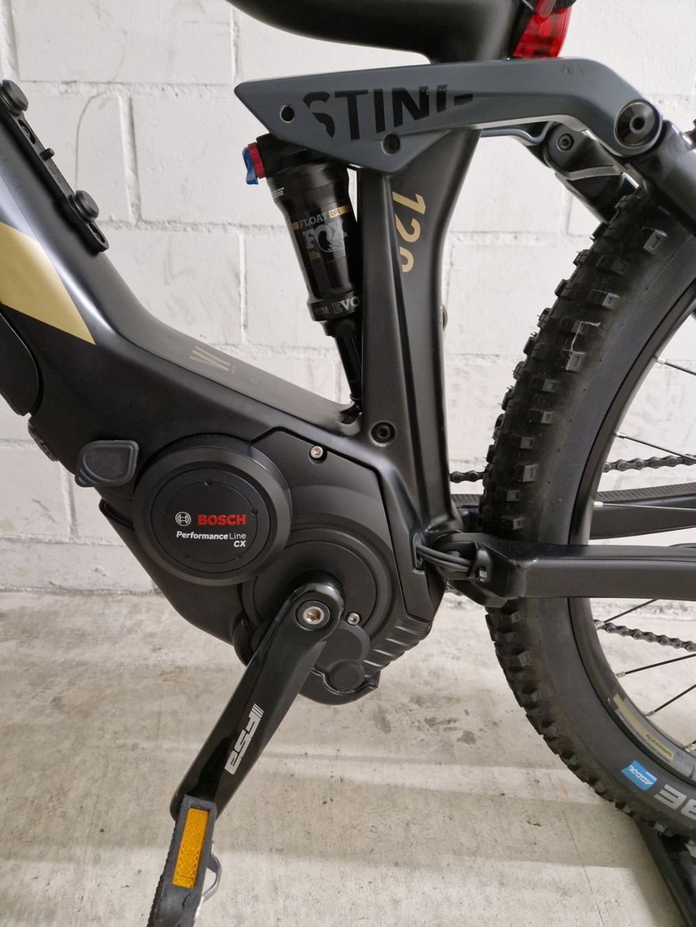 Cube Velos: Damen E-MTB CUBE Sting WLS Hybrid 120 HPC SL 500, Grösse S – Gebraucht aus Rothenburg von M.Ernesto 4