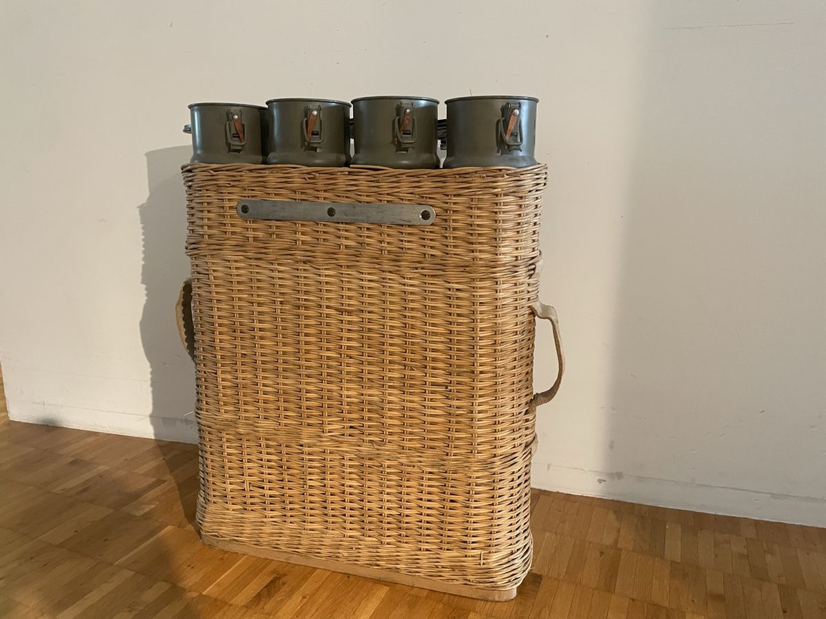 Equipement & pcs de rechange: Munitionskorb mit 4 Dosen gebraucht – D'occasion à Jona par thommagic 2