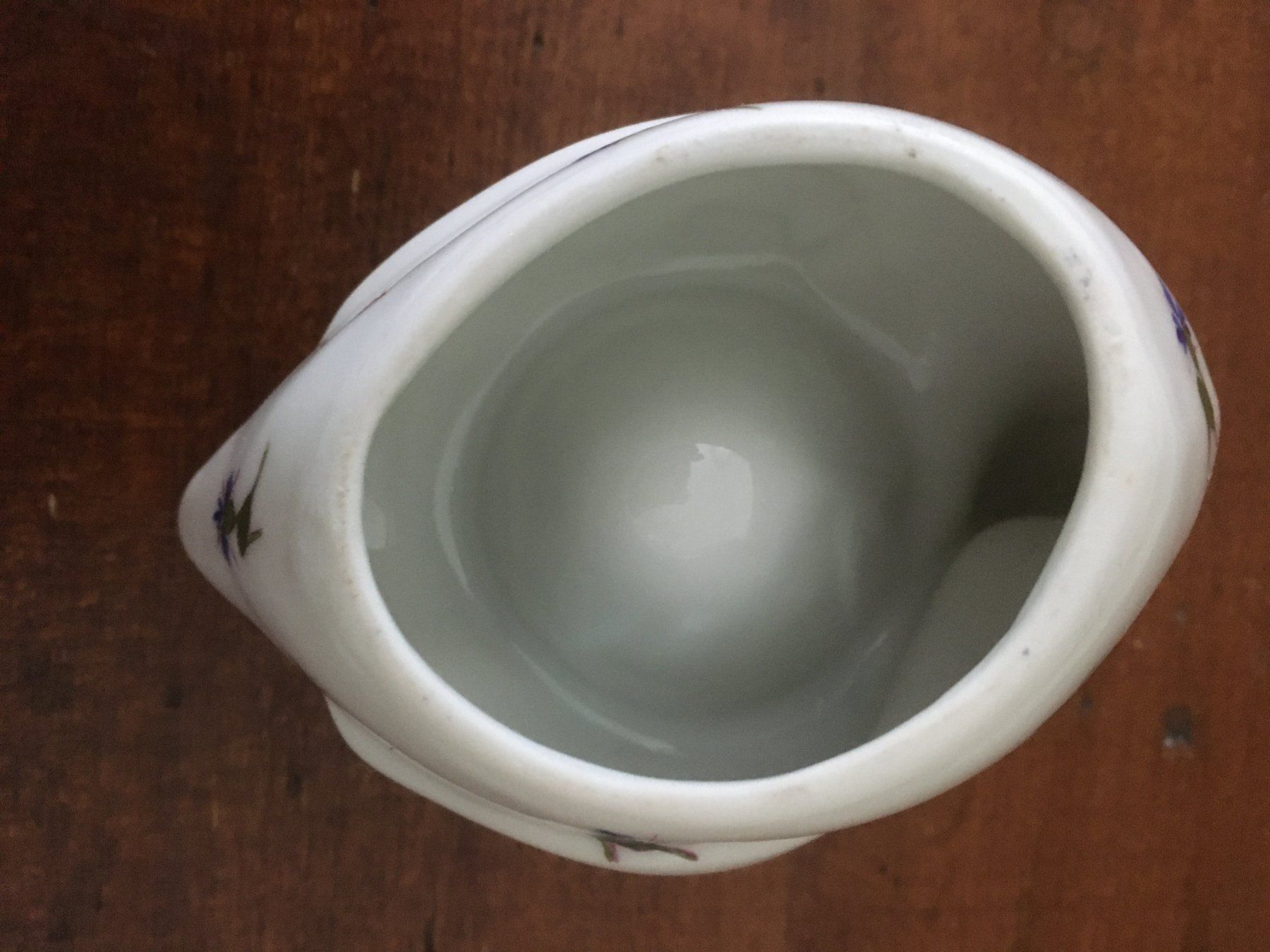 Altre Stoviglie: Eierbecher handbemalt mit Initialen signiert  Form: Huhn – Usato da Subingen venduto da Etageren 7