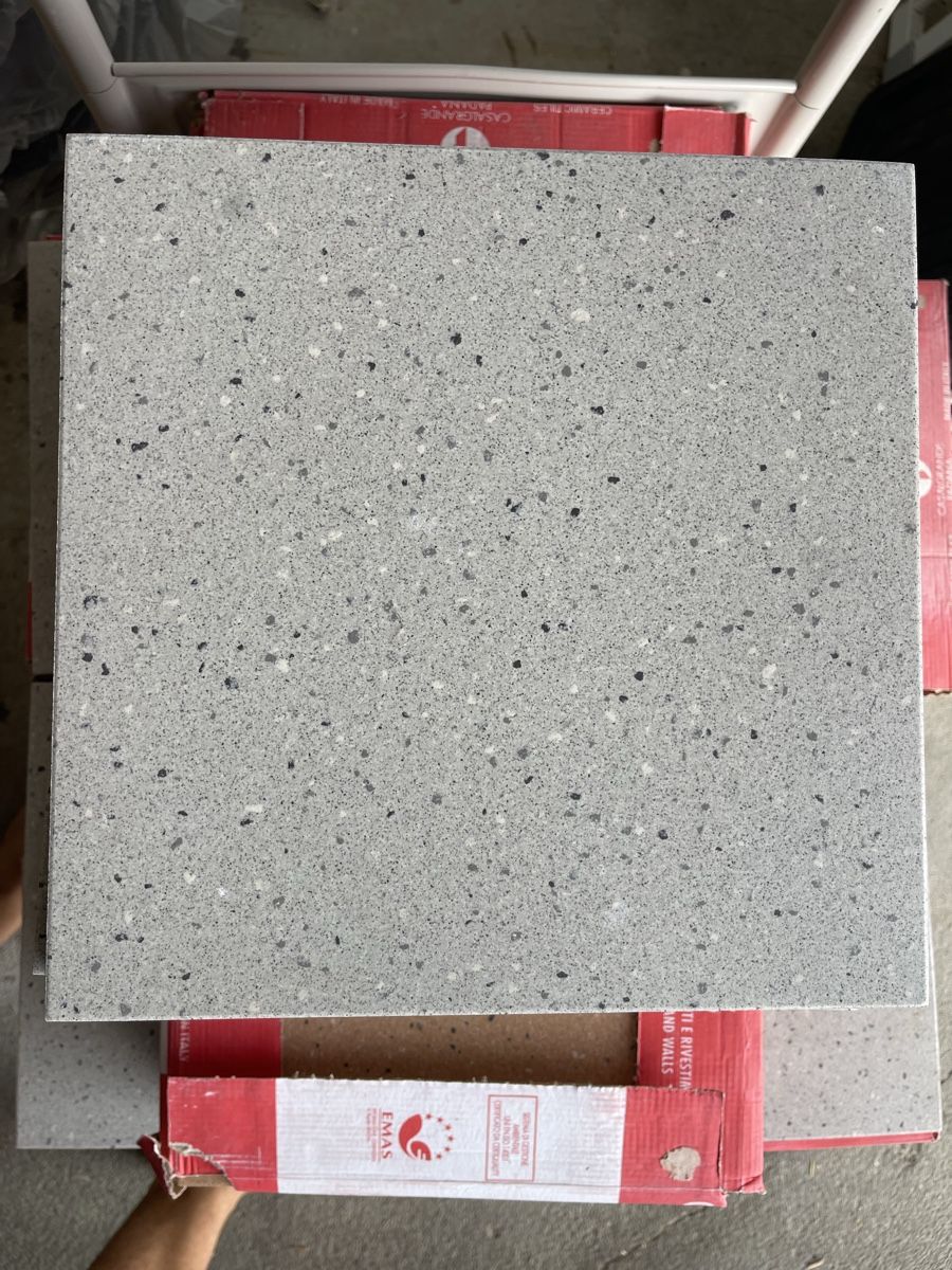 Rivestimenti per pavimenti: Carrelage Granitogres 30x30 Neuf – Nuovo e nell'imballaggio originale da Vex venduto da Gambazzif 1