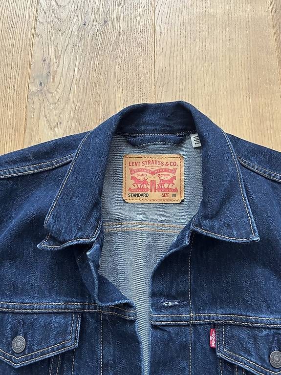 Levi's Jacken: Jeansjacke – Gebraucht aus Thun von Globi55 1