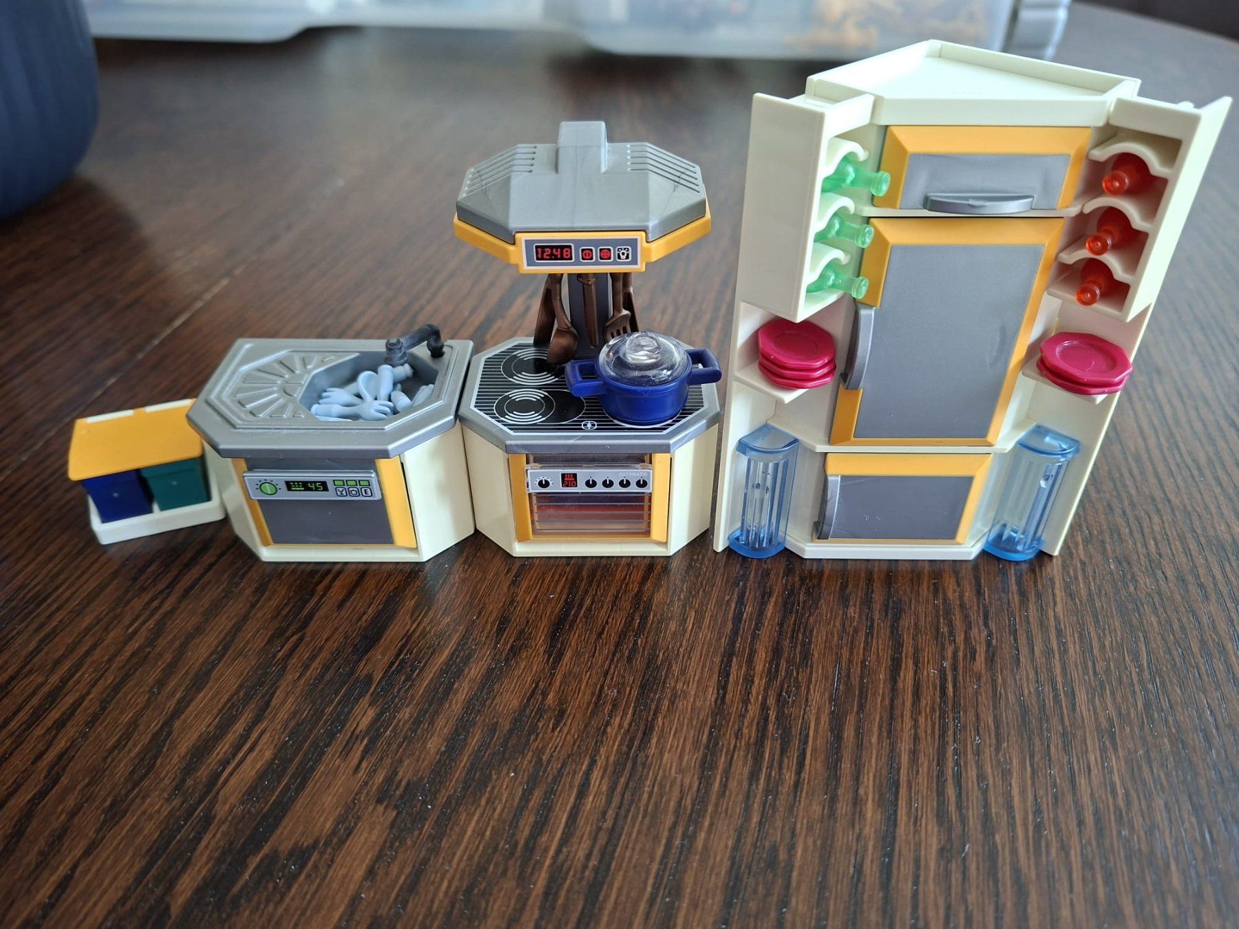 Playmobil Giocattoli: Playmobil Haus mit div. Einrichtung 3965 – Usato da Gipf-Oberfrick venduto da Zimbi 8