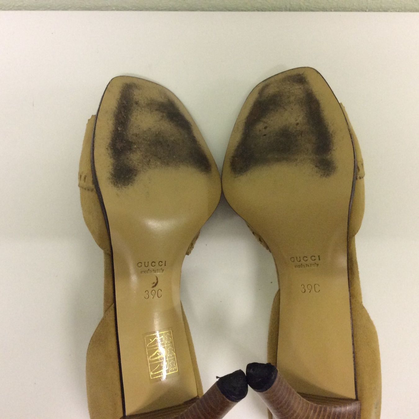 Gucci Scarpe da donna: Gucci open-toe suede sandals – Usato da Zürich venduto da LoveFashion76 6