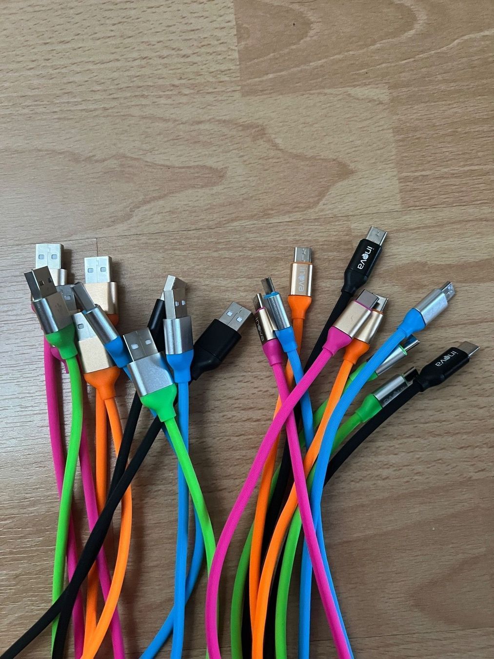 Kabel: Câble de charge USB Type-C 2,0m – Neu und originalverpackt aus Marly von may_j75b 2