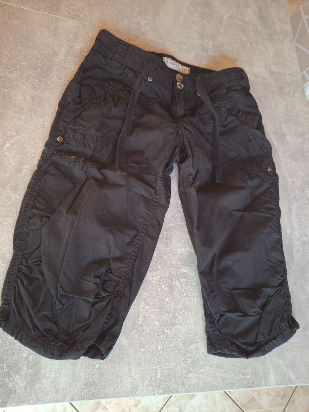C&A Pantaloni: Short taille 34 marque C&A 100% coton – Usato da Villiers venduto da san_jn5w