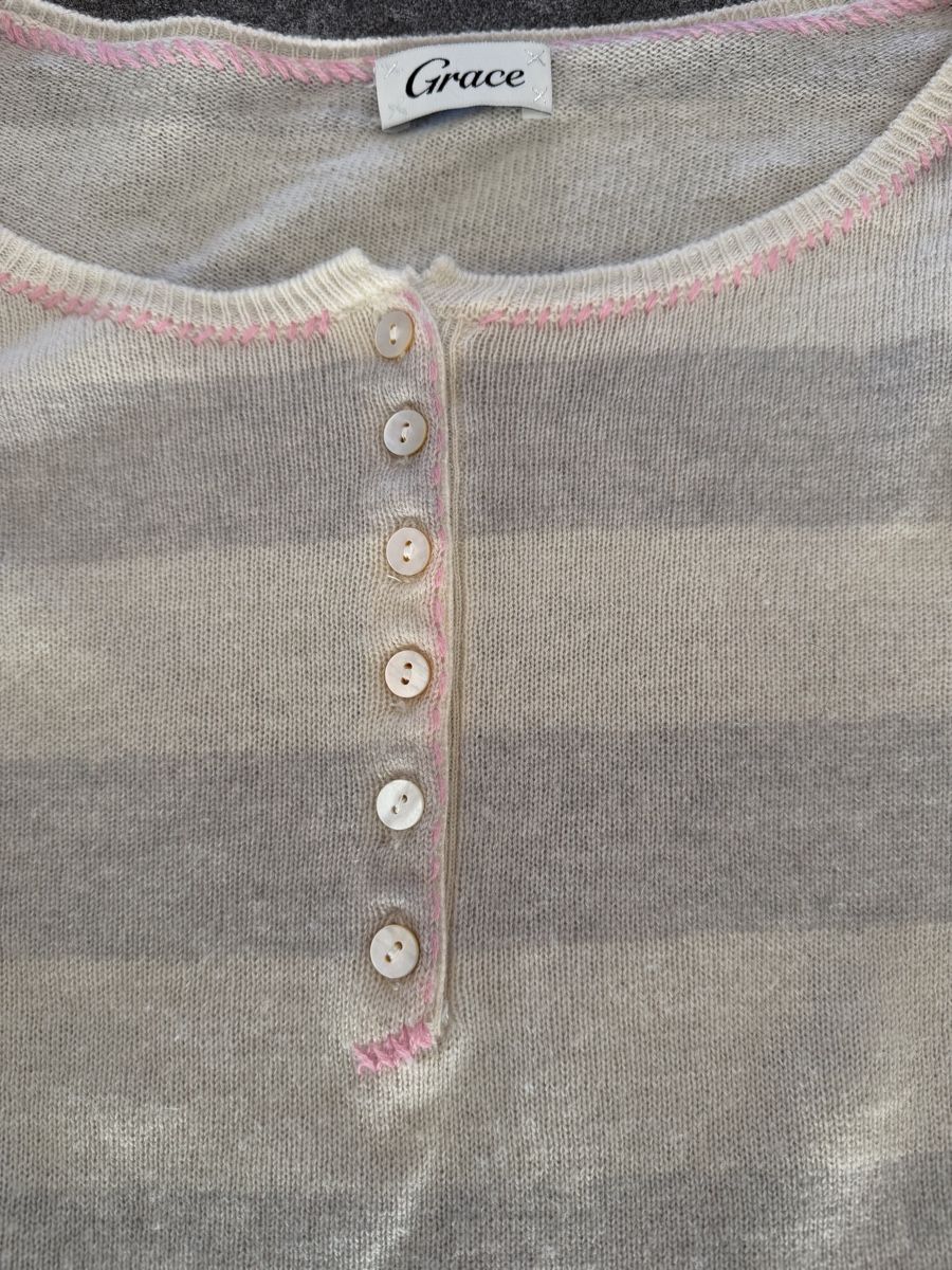 Zara Pullover & Sweatshirts: 2 wunderschöne Kashmir Wolle Pullover, Grösse 38/40 – Gebraucht aus LAUERZ von sruncheli73 2