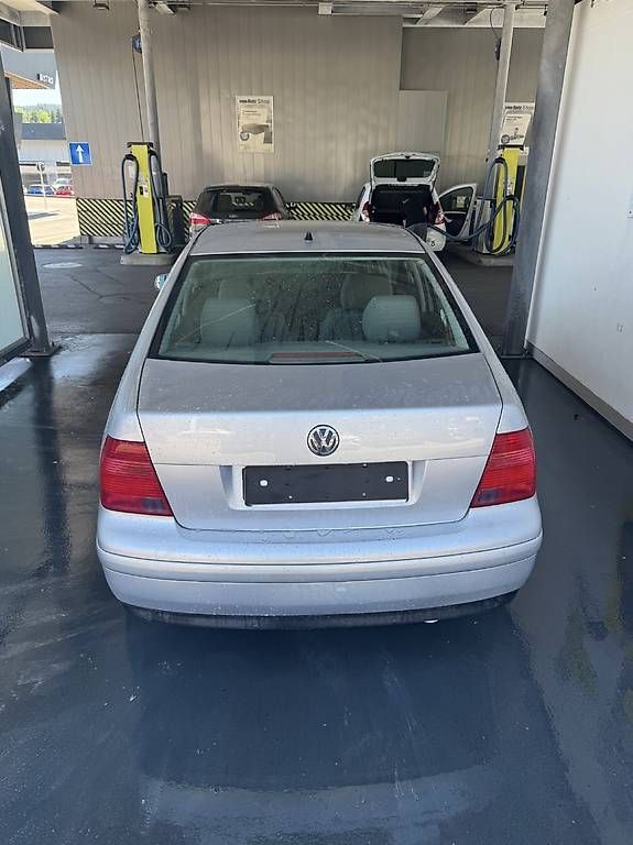 Automobili: (EXPORT) VW BORA 1.8 T  – Usato da Wil SG venduto da bul_nth5 1
