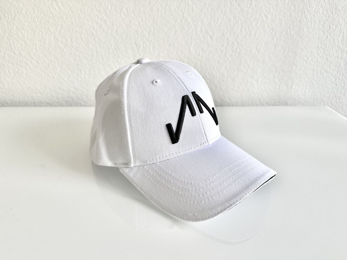 Norqain Copricapi, berretti & cappellini: Weisses Baseball Cap von Norqain – Nuovo (secondo la descrizione) da Bern venduto da Fraeuleinhonig