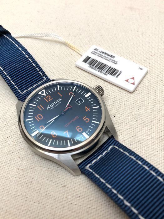Alpina Orologi: Montre Alpina Startimer – Nuovo e nell'imballaggio originale da Assens venduto da Koz0 1
