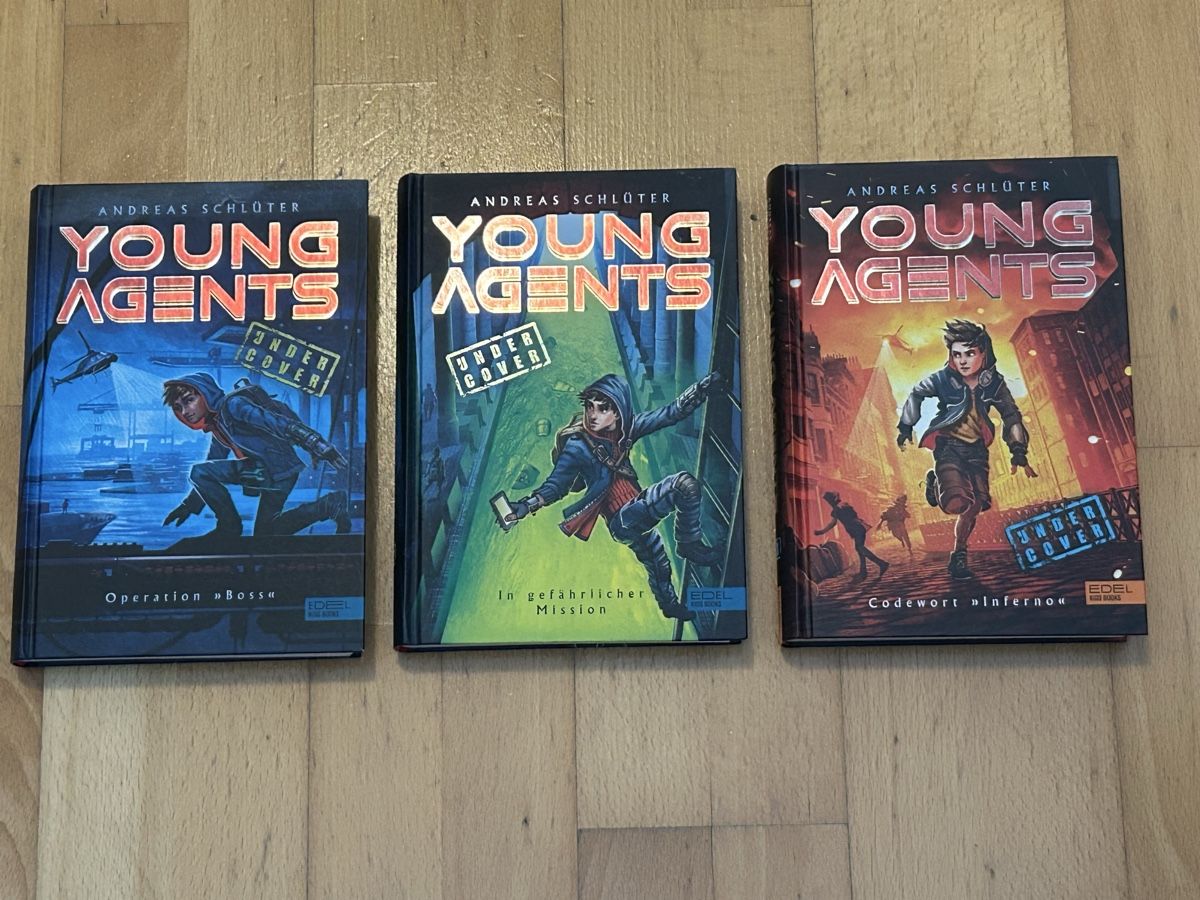 Livres: 3 Bücher: Young Agents (von Andreas Schlüter) – D'occasion à Adliswil par Hampa3