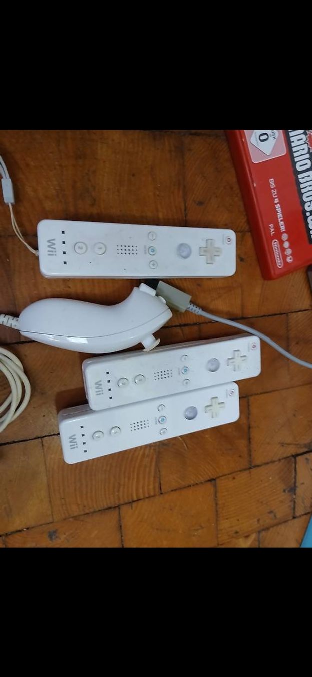 Nintendo Konsolen: WII – Gebraucht aus Locarno von sch_r2rh 4