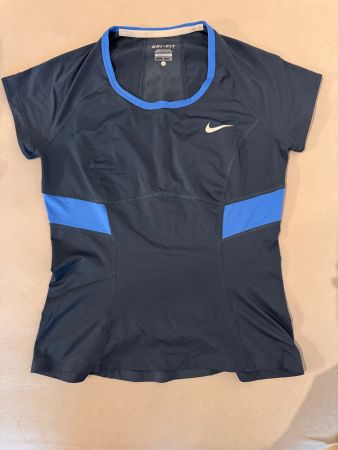 Nike Sportshirt Dri-Fit blau dunkelblau Grösse S neuwertig