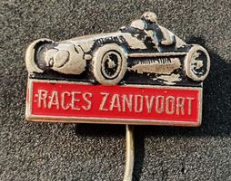 GG028 - Anstecknadel Rennwagen Auto Races Zandyocrt
