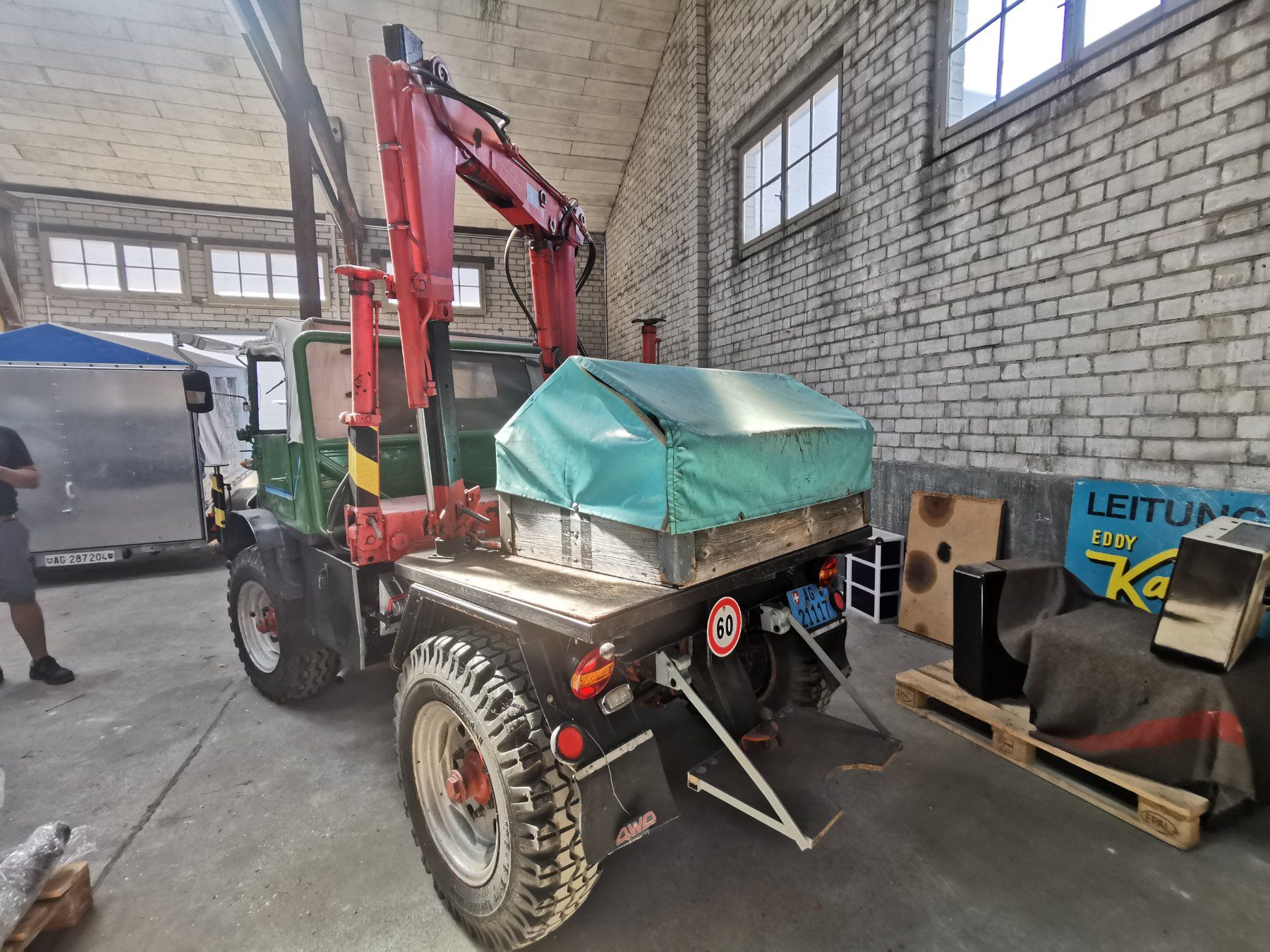 Veicoli commerciali: Ur-Unimog SFT 850 JG.1963/mit RUSTAG Kran – Usato da Biberstein venduto da Stoebsu 2