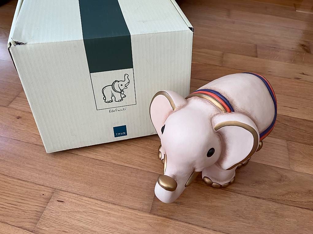 Statuette: Elefante grande della marca Thun – Nuovo (secondo la descrizione) da Davesco-Soragno venduto da dai_925z
