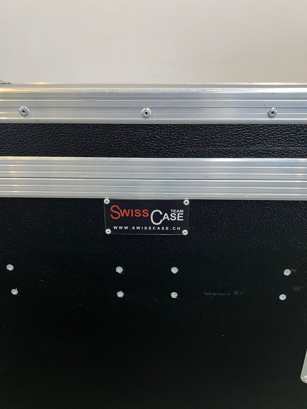 Reisekoffer: 012 SWISSCASE Flightcase / Tourcase auf Rollen – Gebraucht aus Wangen an der Aare von TBYN 7