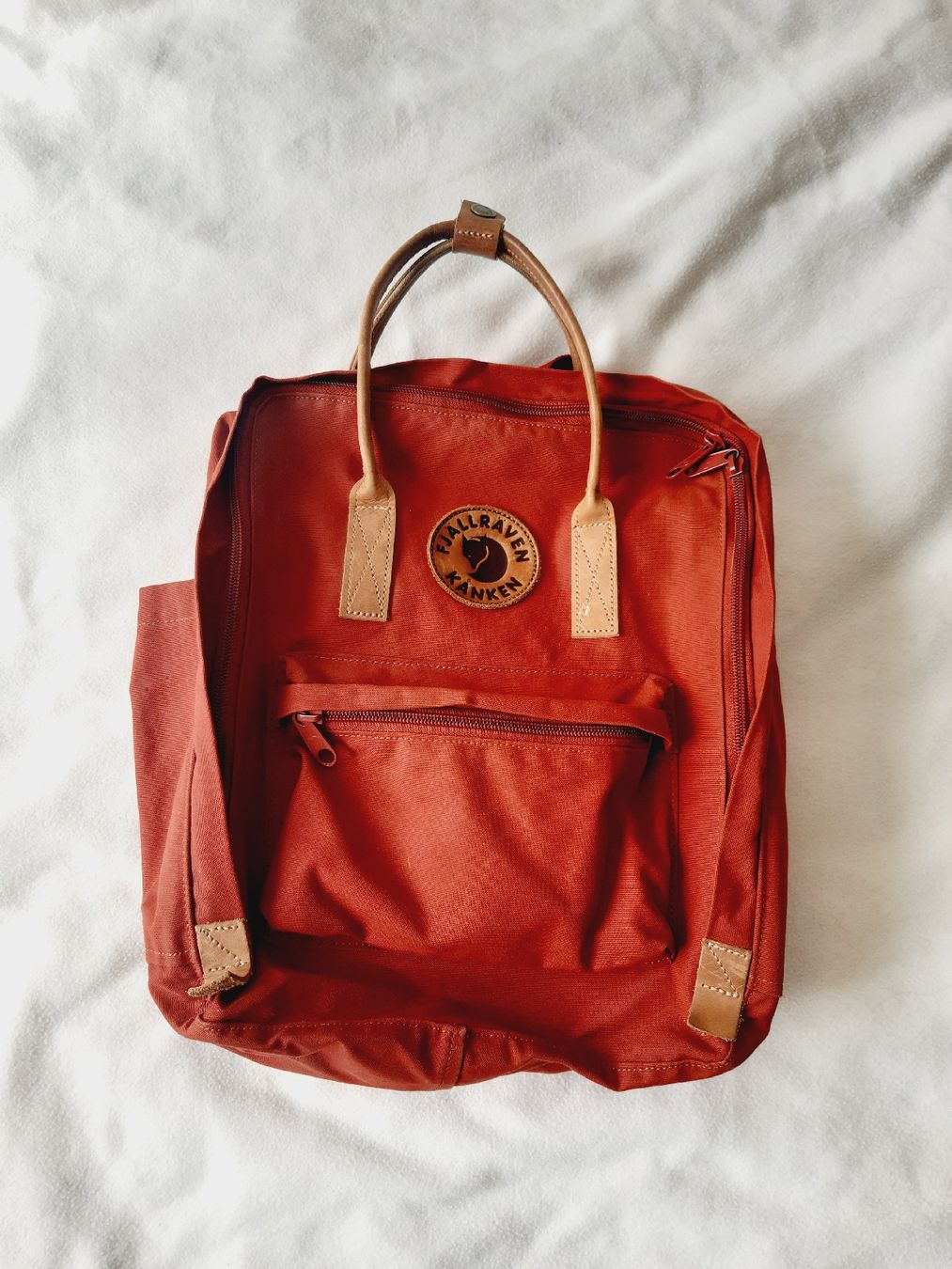Fjällräven Zaini: FJALLRÄVEN kanken no. 2 Rot – Usato da Winterthur venduto da Je.