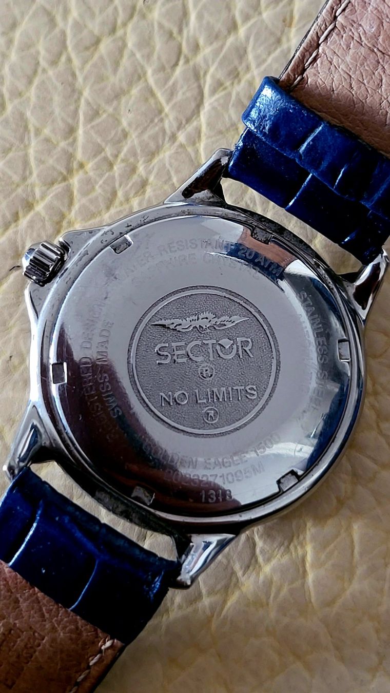 Sector Montres: 2 Sectors GE, 1 chrono Vajoux, 1 Automatic – D'occasion à vevey par Edwatch 7