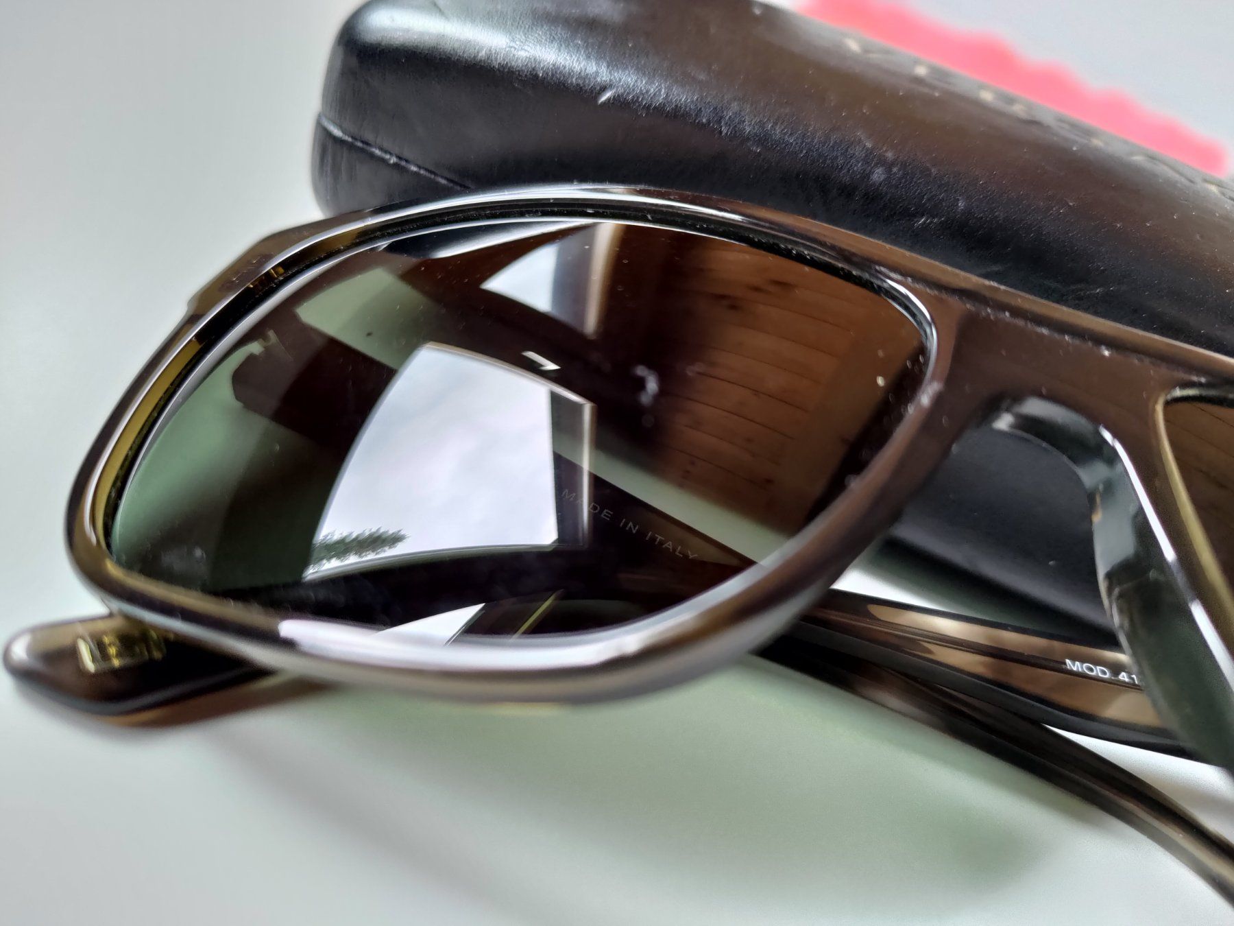 Versace Brillen & Gläser: Sonnenbrille von Versace VE 4179 – Gebraucht aus Attinghausen von muenz 3