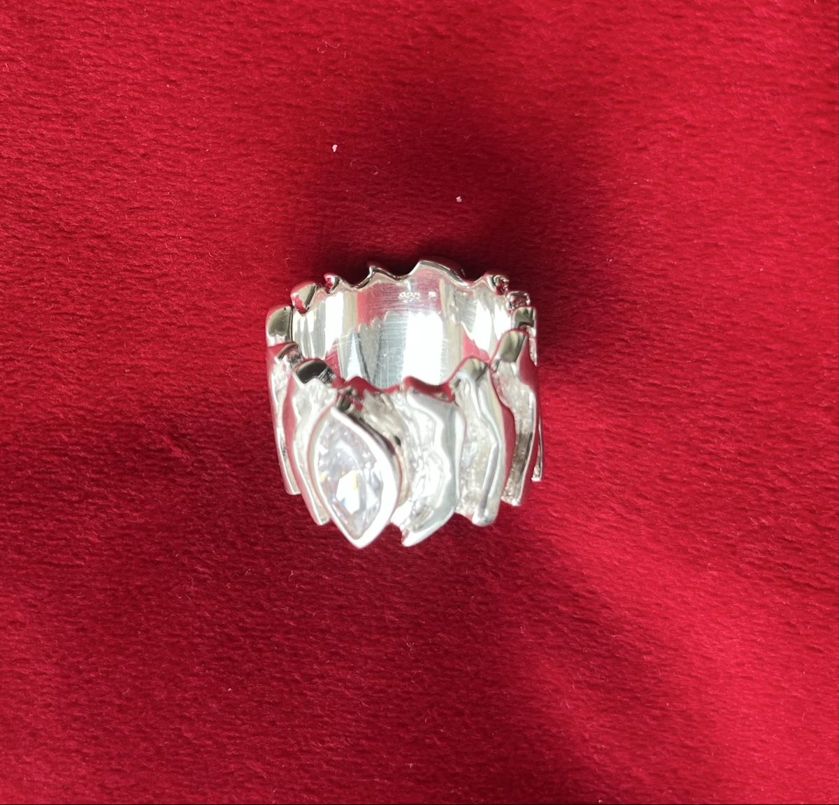 Ringe: Massiver Silberring 925 mit Zirkon–Statement Ring – Gebraucht aus Widen von evce1318 1
