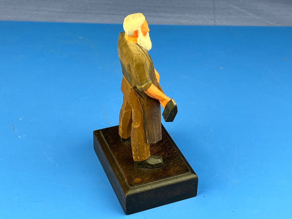 Pilgrim Hufschmied Holzhalter Aus Eisen – Klassisches Design, 55,88x55,88x58,42 Cm