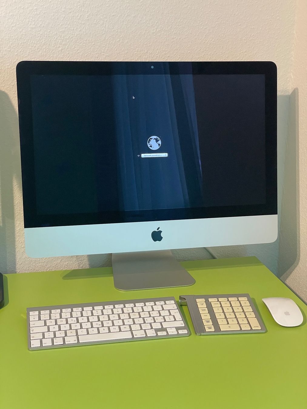 Apple PC: iMac (21.5"), mid 2014 – Usato da ZUFIKON venduto da SULMI01