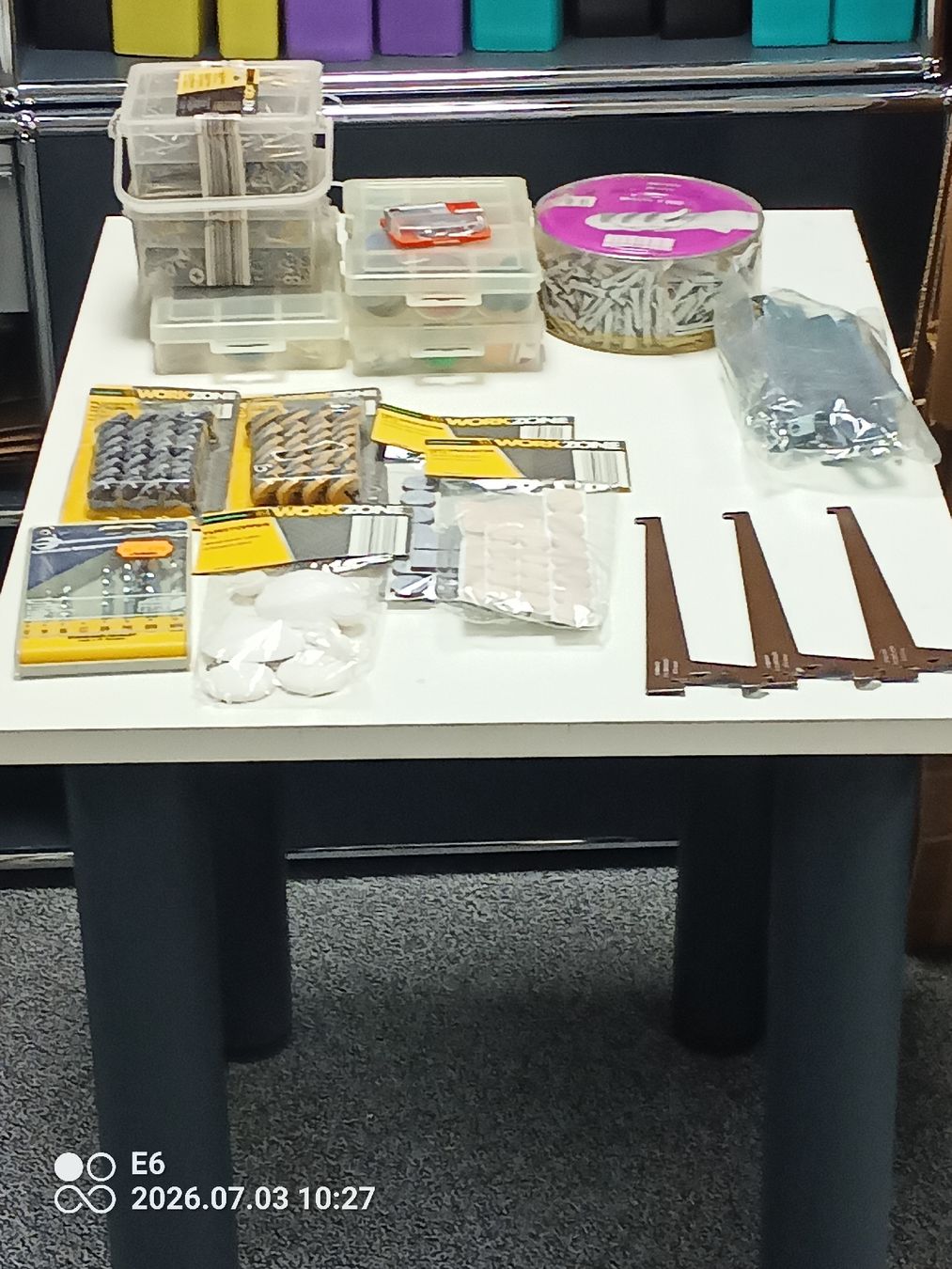 Tous les outils: Grosses Paket mit Zubehör – D'occasion à Zürich par Mitzi6