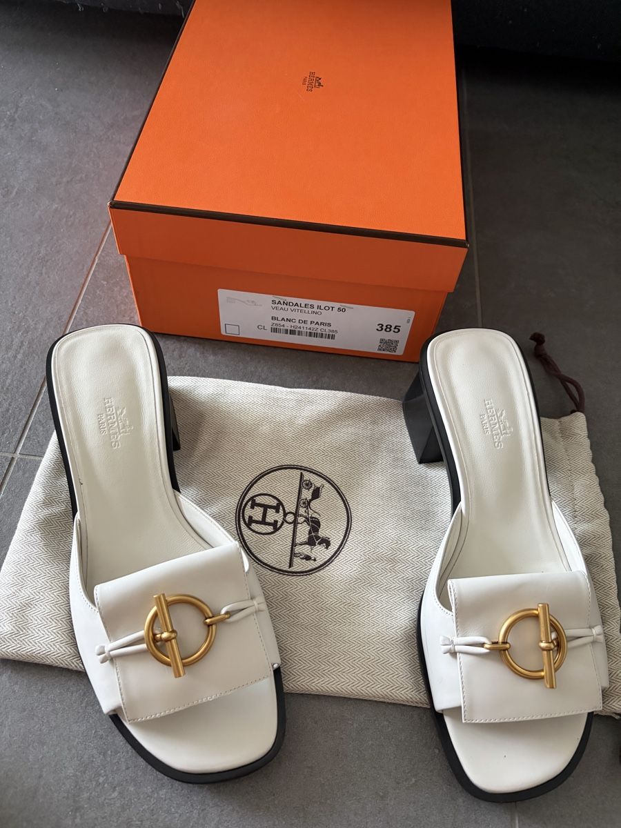 Scarpe da donna: Mules Hermès blanche Ilot  – Nuovo e nell'imballaggio originale da Corcelles NE venduto da Elolodie