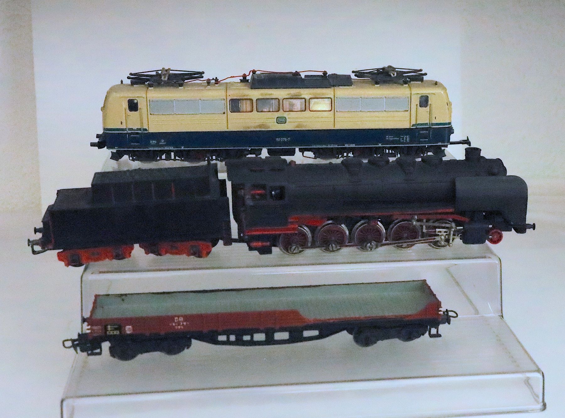 Fleischmann Modelleisenbahnen: Märklin/ROCO/FLEISCHMANN EDELSCHROT – Gebraucht aus Ipsach von locky55