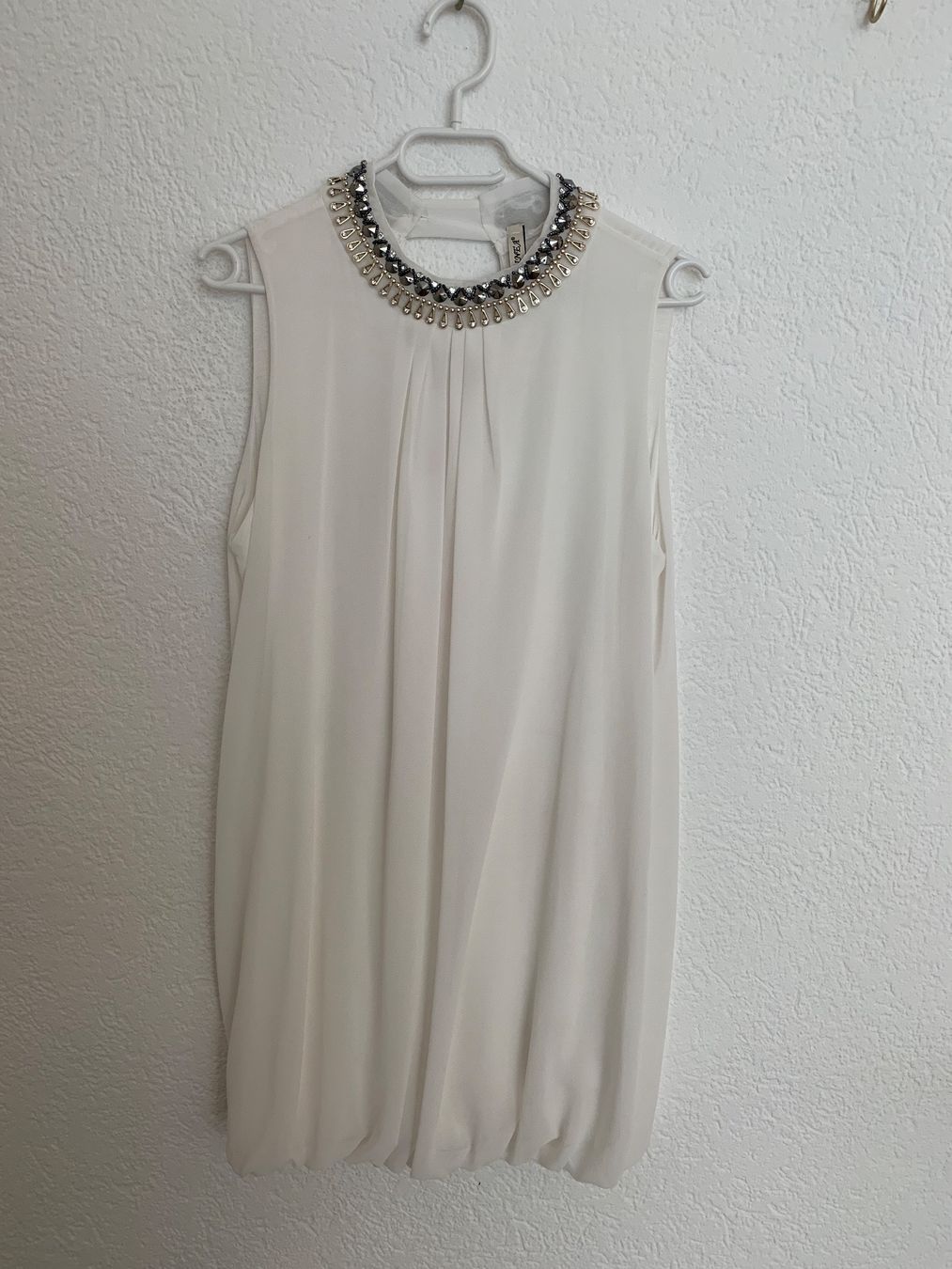 Vestiti: Rlinea Kleid Glitzersteine Gr. M – Usato da Fislisbach venduto da KolibriSecondhand