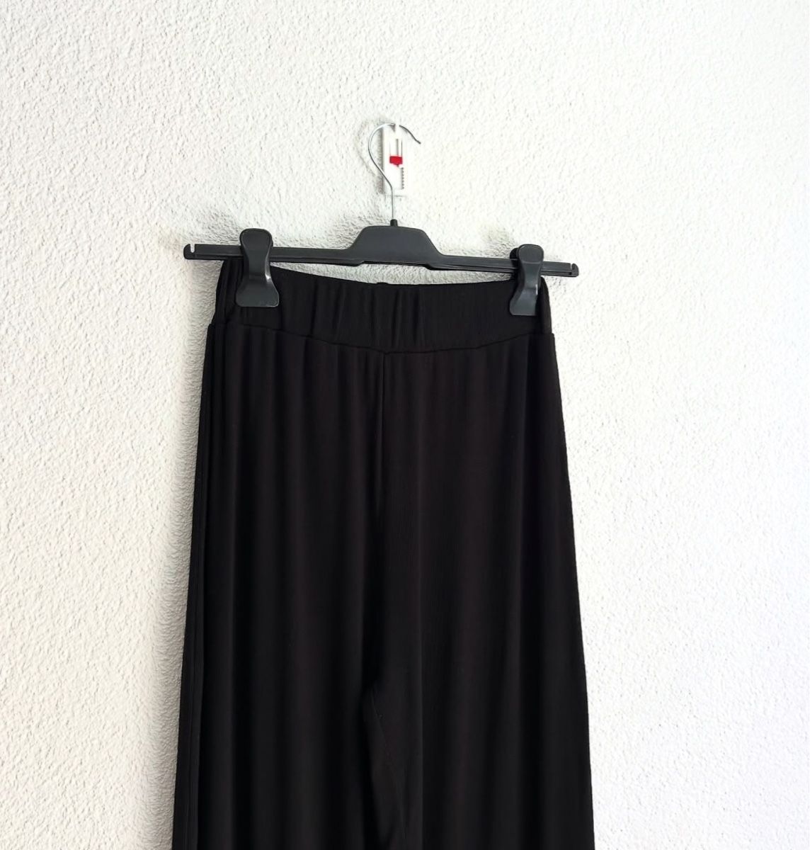 Lotti di vestiti: Set Zweiteiler Top und weite Hose – Usato da Chur venduto da jgr_s6mm 5