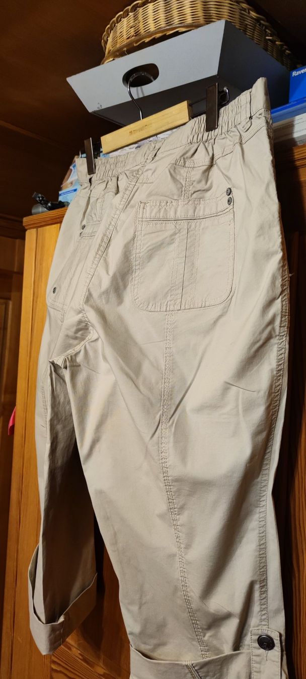 Hosen: Damen 3/4 Hose gr. 48 Beige – Gebraucht aus Schweizersholz von fuchs06 3
