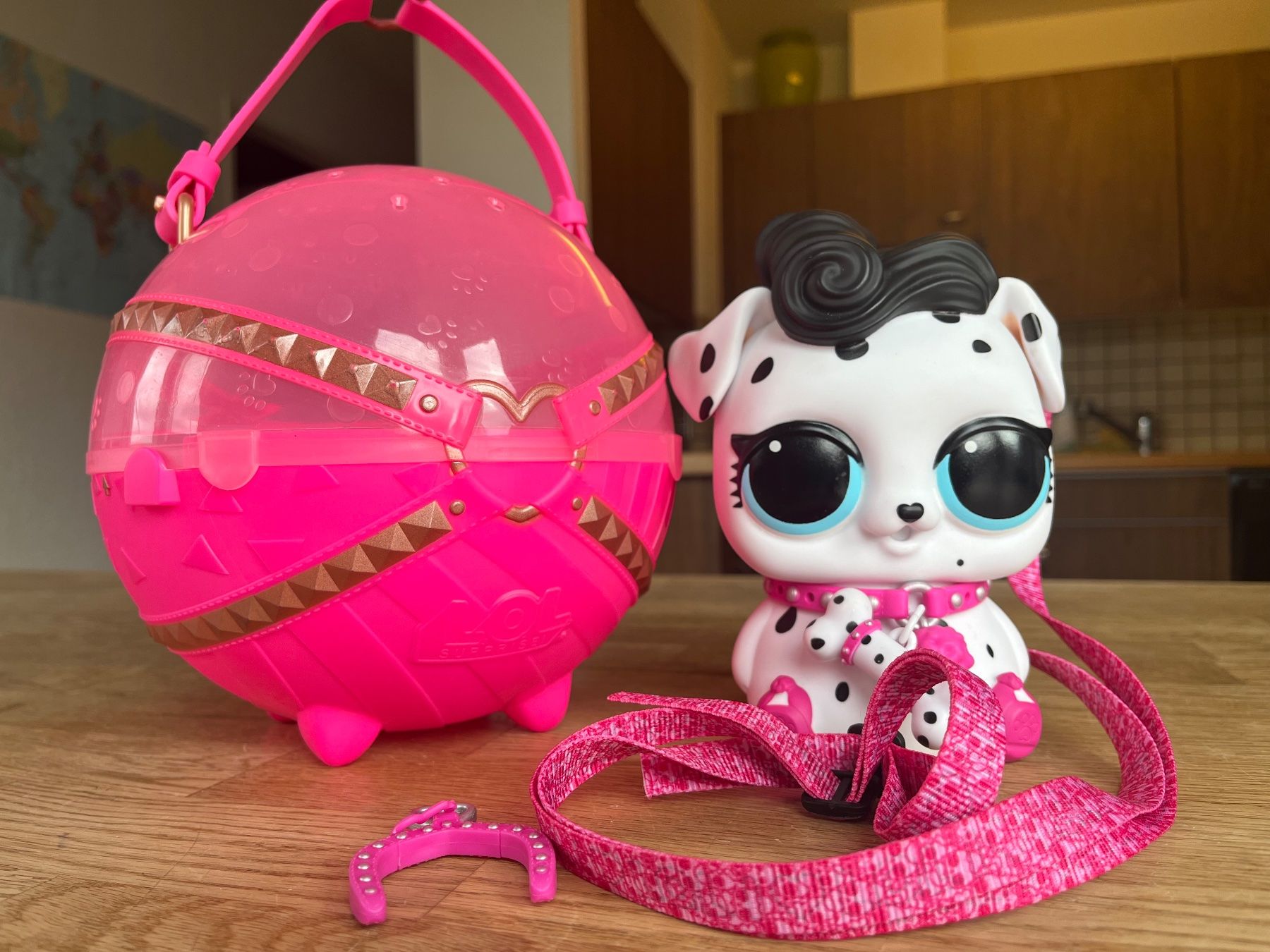 Bambole: LOL Surprise_Kugeltasche mit Hund – Usato da Zürich venduto da Sammler777