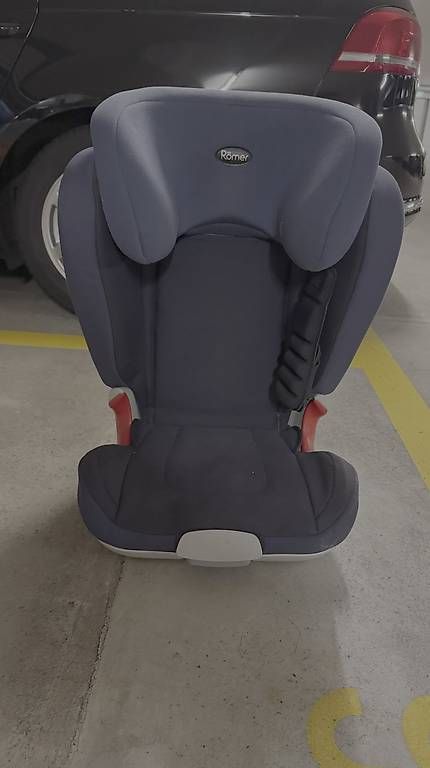Seggiolini per auto: Römer-Kindersitz – Usato da Wettingen venduto da goc_dw5b
