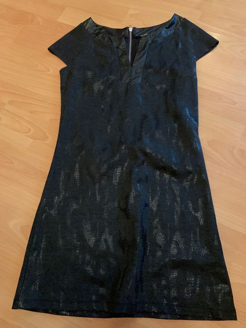 Vestiti: Jolie robe courte Norwiss t. 34-36 – Usato da MEYRIN venduto da Gwendo10