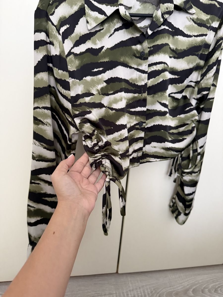Bershka Camicette: Camicia M  – Nuovo (secondo la descrizione) da Lugano venduto da ari_2v6v 2