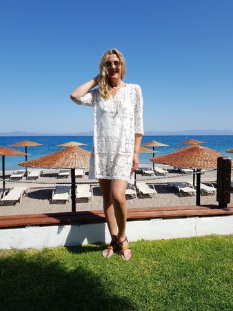 CARTOON Spitzenkleid / Tunika Weiss – Boho Sommerkleid 🤍