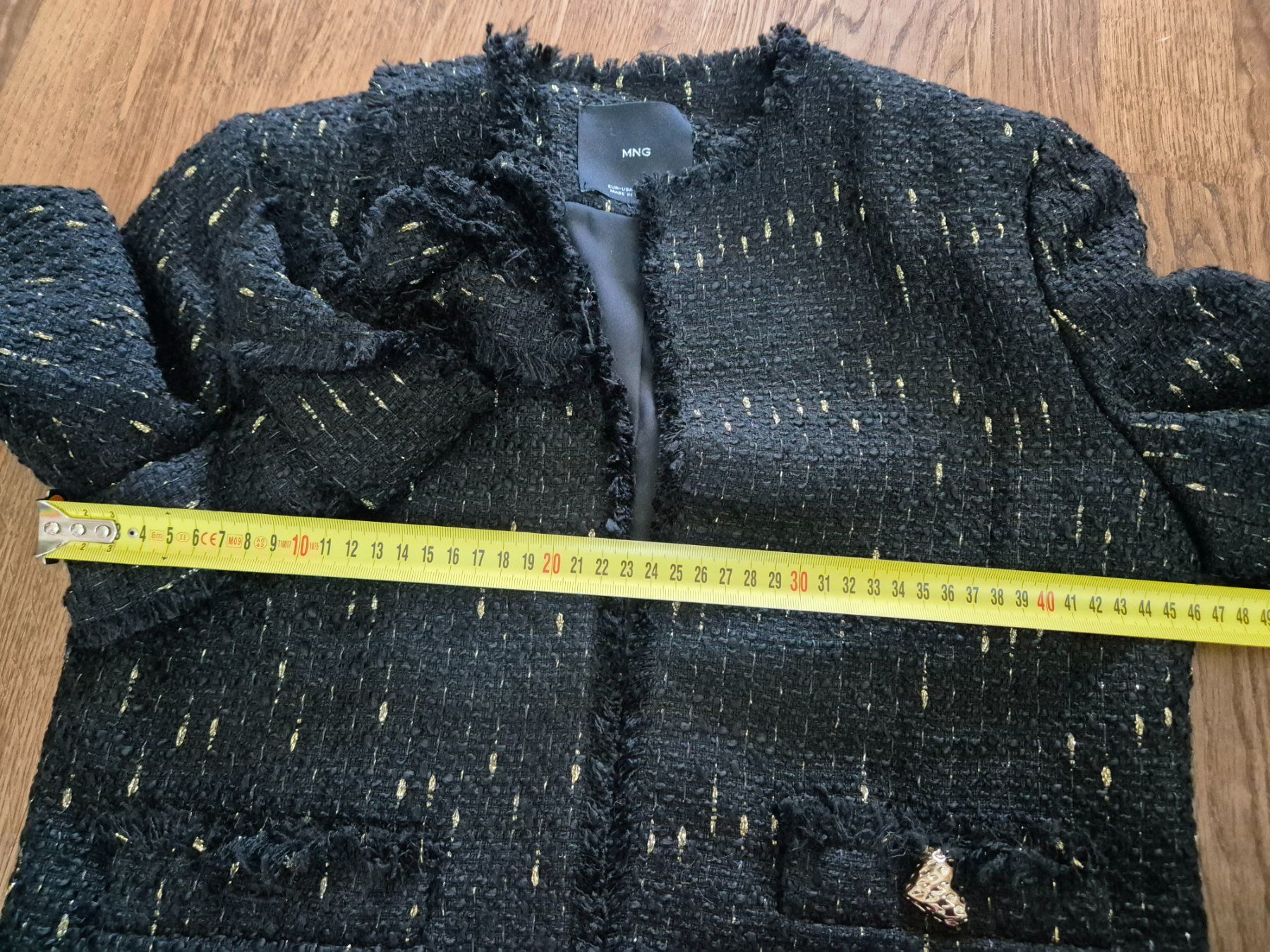 Mango Giacche: NEW black and gold Mango blazer size S – Nuovo (secondo la descrizione) da Zürich venduto da monadiederich 6