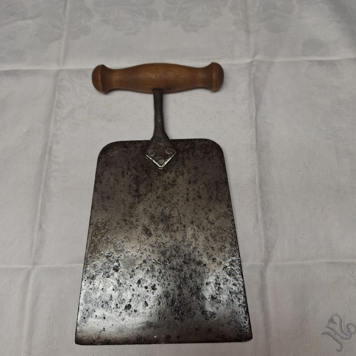Besteck: Versand möglich! Rustikales, antikes Käsemesser, – Gebraucht aus Winterthur von Goldpipau 1