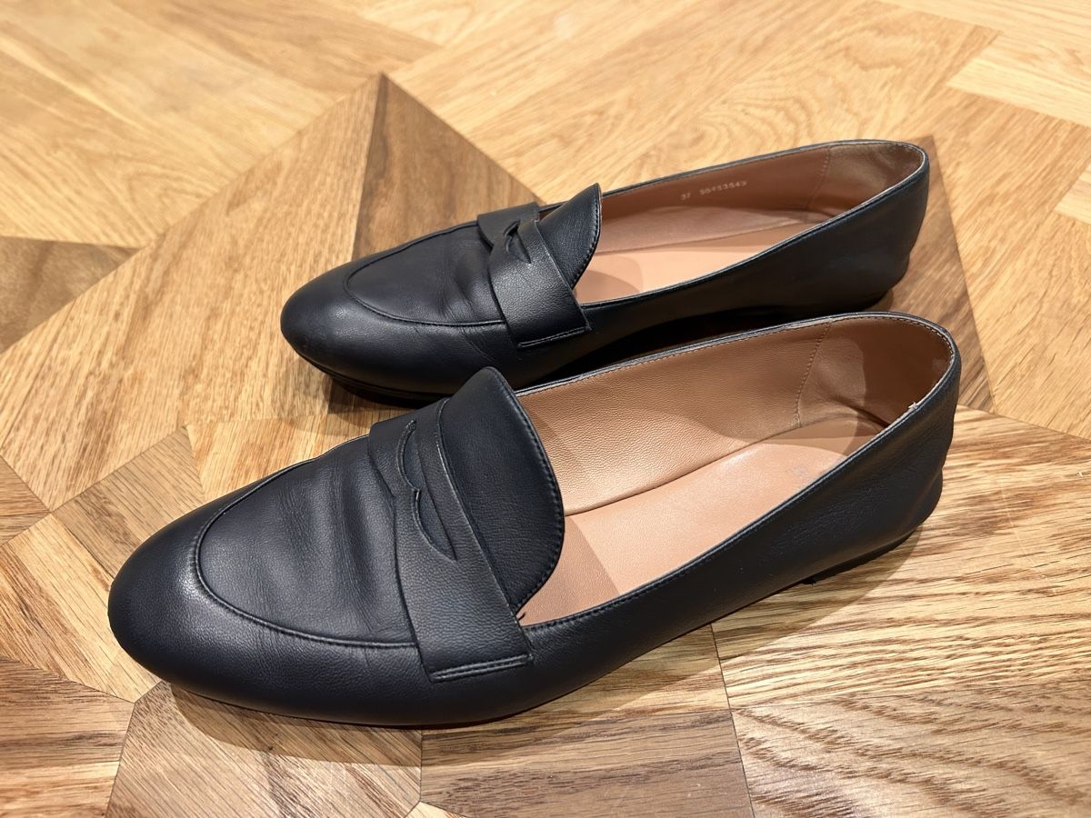 Hugo Boss Scarpe da donna: Hugo Boos flats – Nuovo (secondo la descrizione) da Zürich venduto da evasara