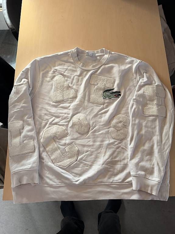 Maglioni & Felpe: LACOSTE SWEATSHIRT MIT APPLIKATIONEN – Usato da Gümligen venduto da dav_s5rr 1