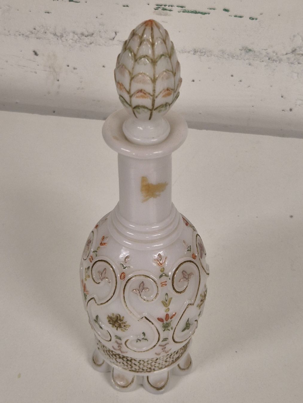 Flaconi: flacon en opaline blanche décor polychrome et doré - Napoléo – Usato da Bogis-Bossey venduto da VNT-GE.ch 4