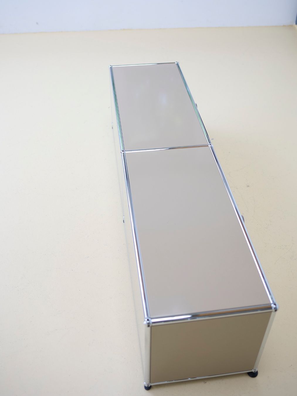 USM Cassettiere: USM Lowboard in Beige – Usato da Meinisberg venduto da atelier_TILIJA 9