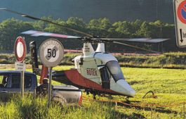 Helikopter CH - Kaman K-1200 K-Max  in Splügen  GR