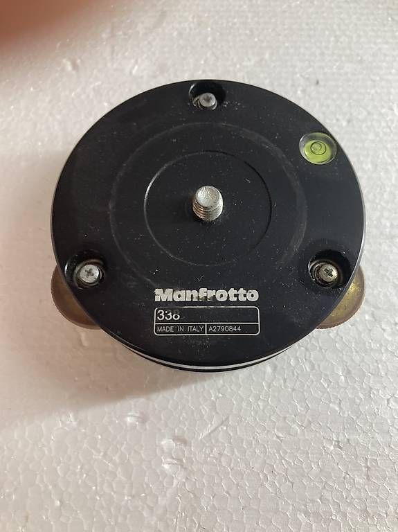 Stative & Stativköpfe: Manfrotto 338 Nivelliervorrichtung – Gebraucht aus Zürich von partnersingmbh
