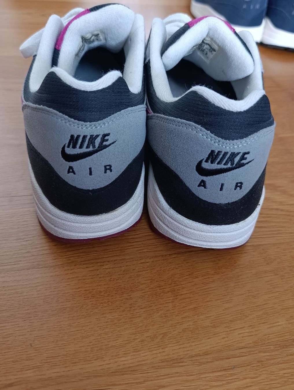 Nike Chaussures hommes: Nike Air Max 1 Gr.43 – D'occasion à Baar par L.isa28 4