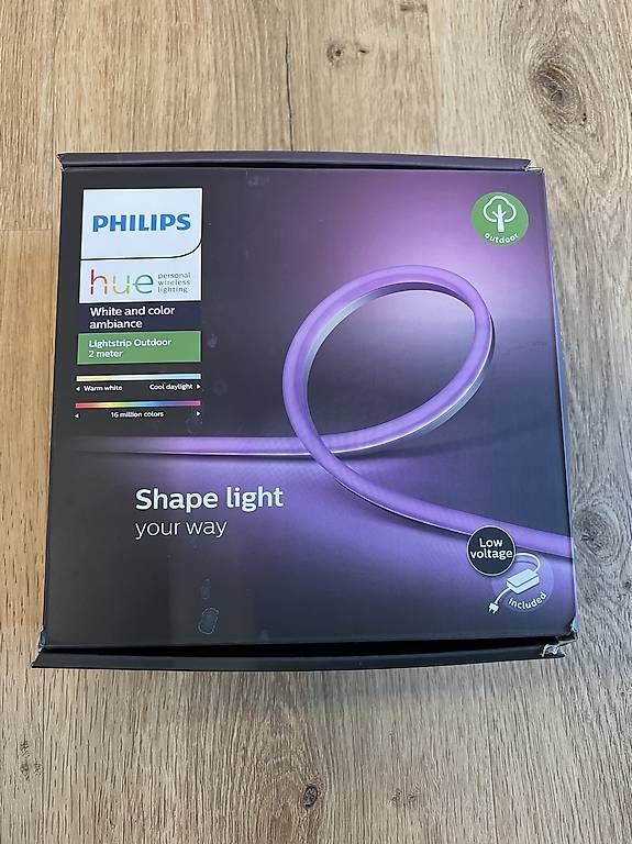 Lampade: Bande de Lumière extérieure Philips hue – Usato da Bovernier venduto da NicoNiarf