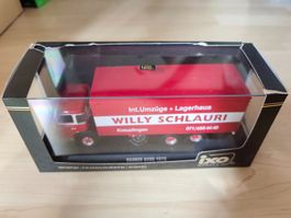 Saurer D 300F LKW Kofferaufbau 1978, 1:43 von IXO