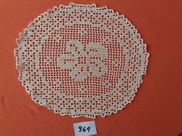 Makramee - Handarbeit – Untersetzer 37.5 cm. x 32 cm.